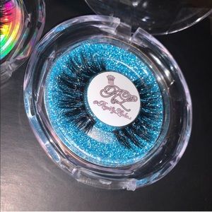NEW LASHES🦋